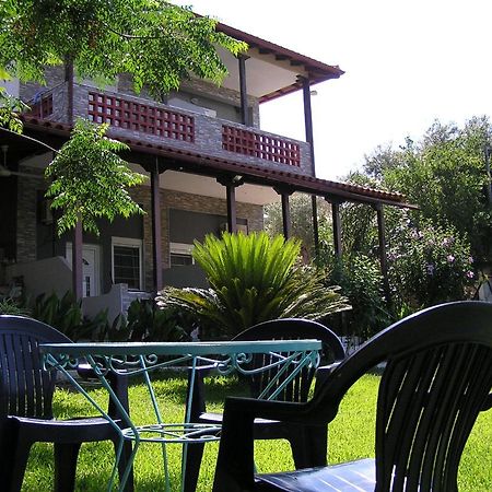 Villa Dallas 보우르보우로우 외부 사진