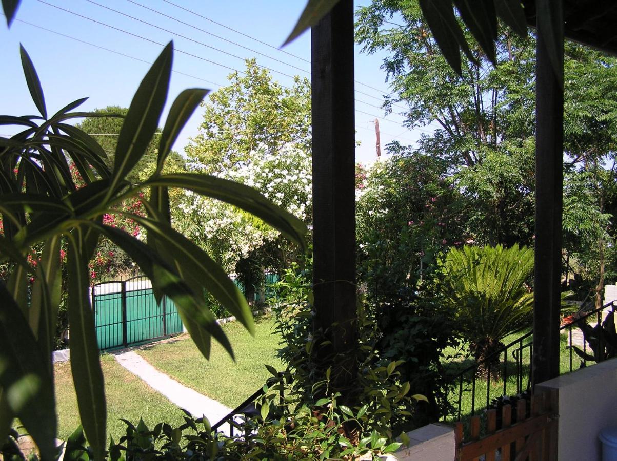 Villa Dallas 보우르보우로우 외부 사진