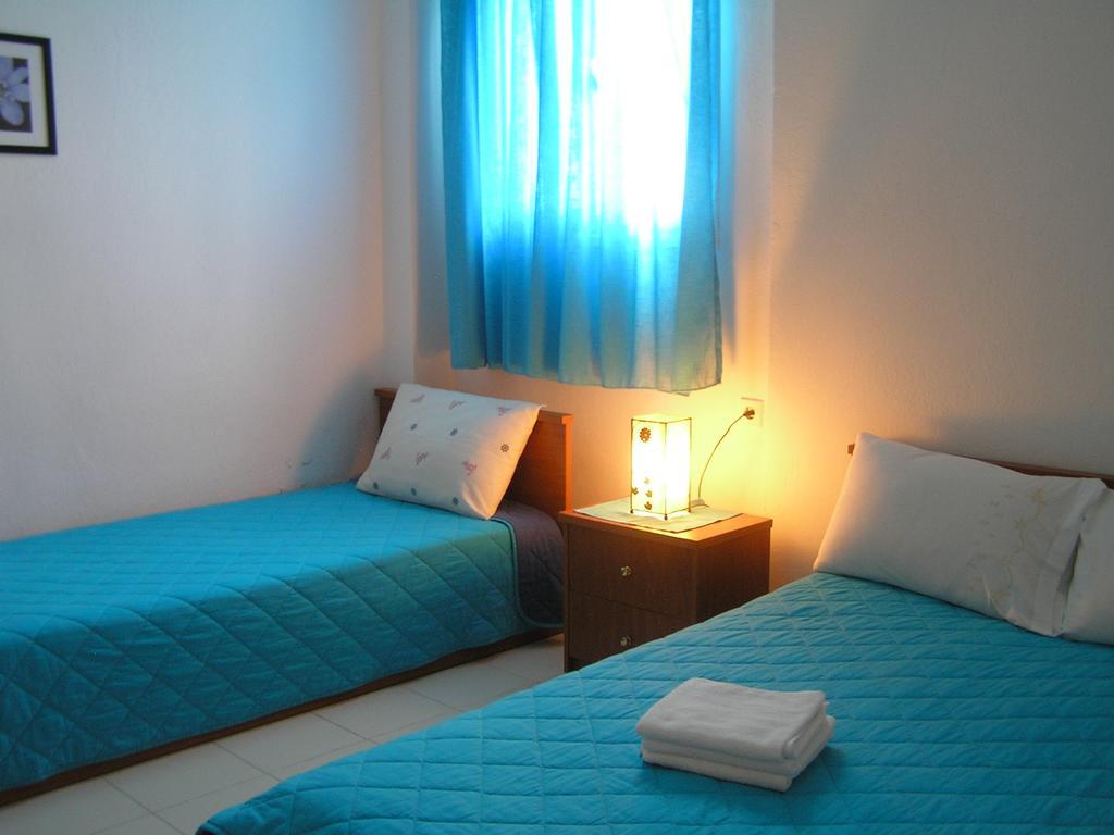 Villa Dallas 보우르보우로우 외부 사진